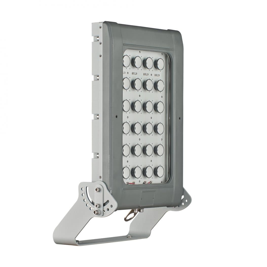 High power flood light