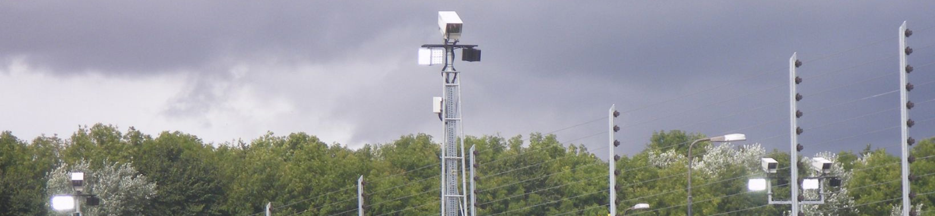 critical infrastructure, linear, hazardous area lighting, LED lighting, emergency lighting, pulsed lighting, security lighting, critical infrastructure, infrastructure surveillance